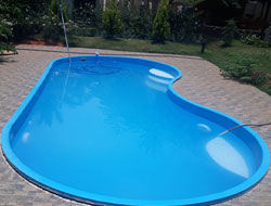 Bean Shape Swimming Pool Manufacturer in Ahmedabad